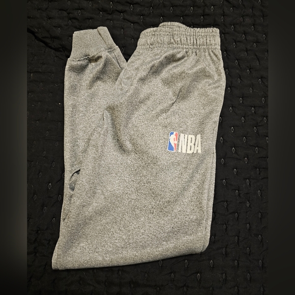 NBA Kids Heather Gray Joggers - Picture 1 of 3